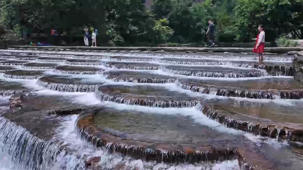 山水之间觅清凉